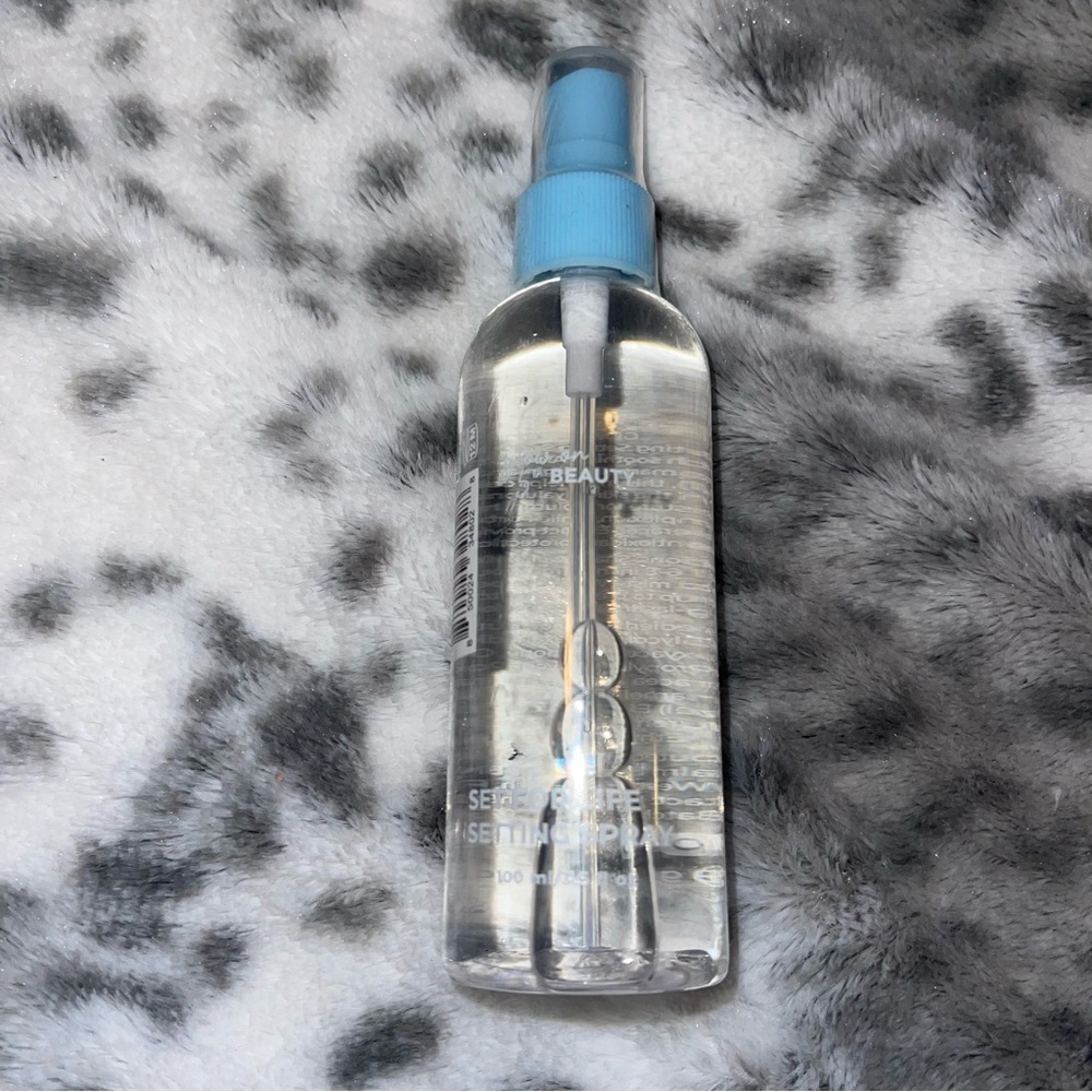 Glow on 5th setting spray